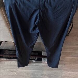 Reebok Black Relaxed Jeans Sleek Design